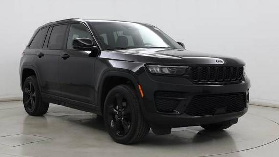JEEP GRAND CHEROKEE 2023 1C4RJHAG2PC565616 image